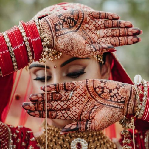 Ishu Salon& spa cone designs